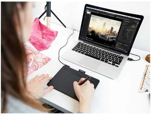 Grafinė planšetė Wacom Intuos S su pieštuku (CTL-4100K-N), Juoda