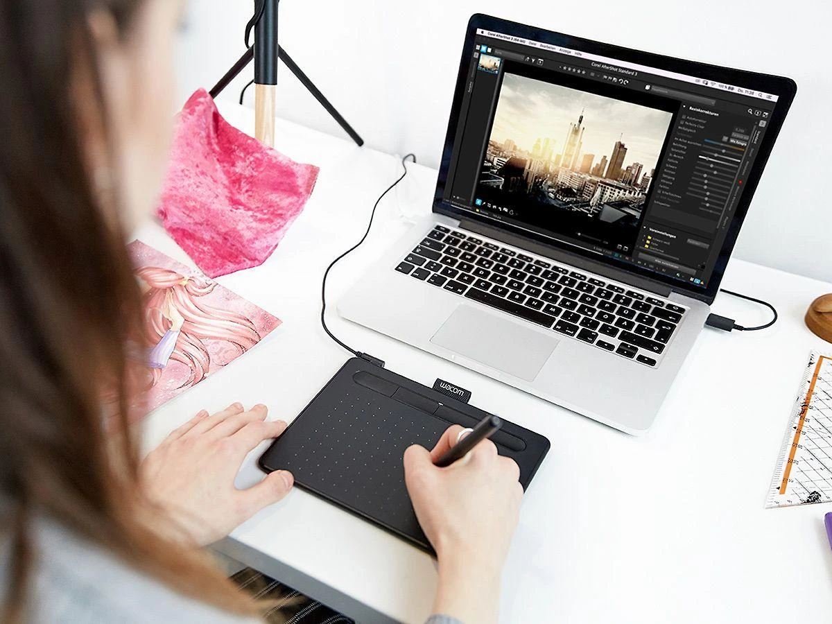 Grafinė planšetė Wacom Intuos S su pieštuku (CTL-4100K-N), Juoda