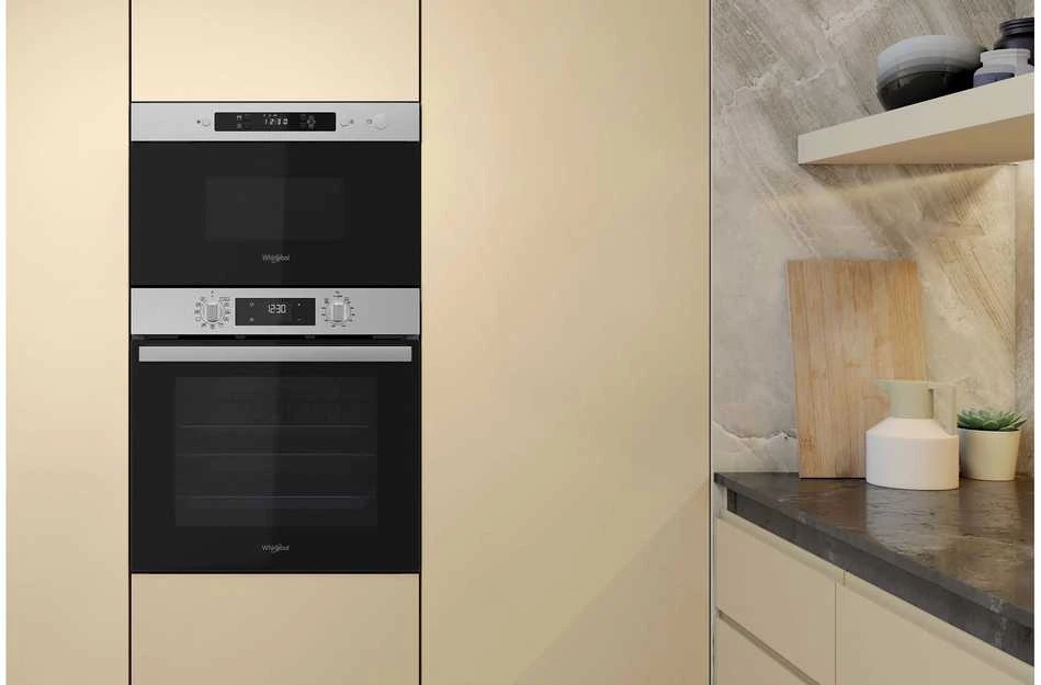 Įmontuojama mikrobangų krosnelė Whirlpool MBNA900X