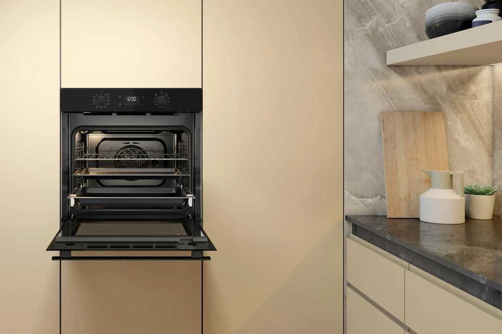 Įmontuota Orkaitė - Whirlpool OMR58HU1B