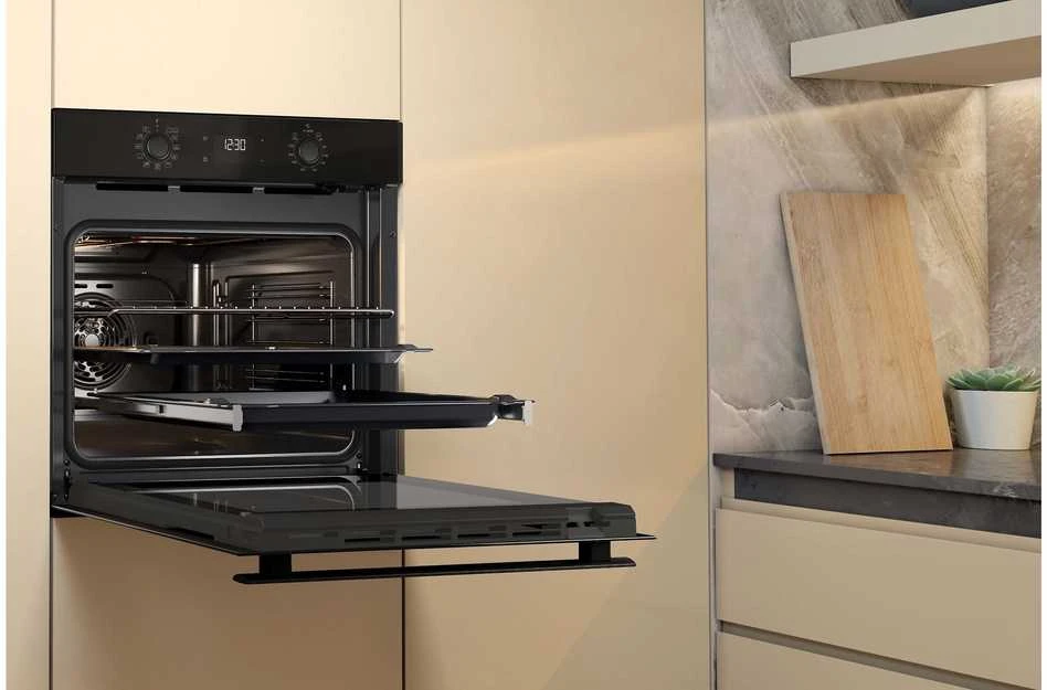 Įmontuota Orkaitė - Whirlpool OMR58HU1B