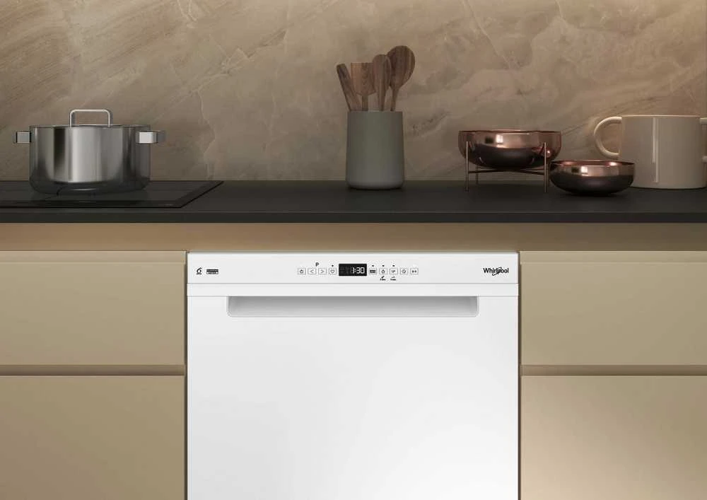 Indaplovė Whirlpool W7U HP33 astianpesukone, valkoinen