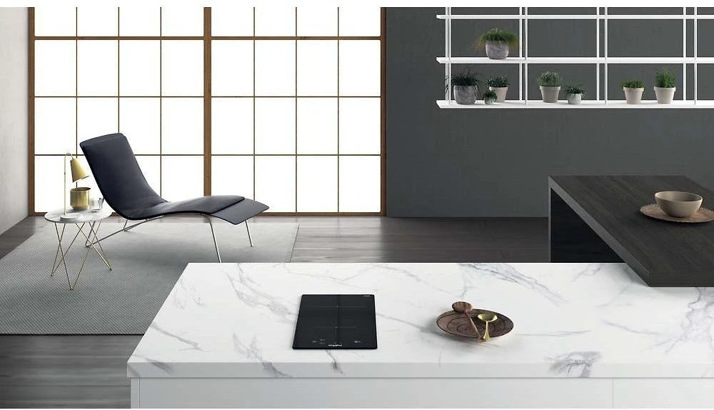 Kaitlentė Whirlpool WS Q0530 NE viryklė Juoda Įmontuoti 28 cm Indukcinė viryklė, padalyta į sritis 2 zone(s)