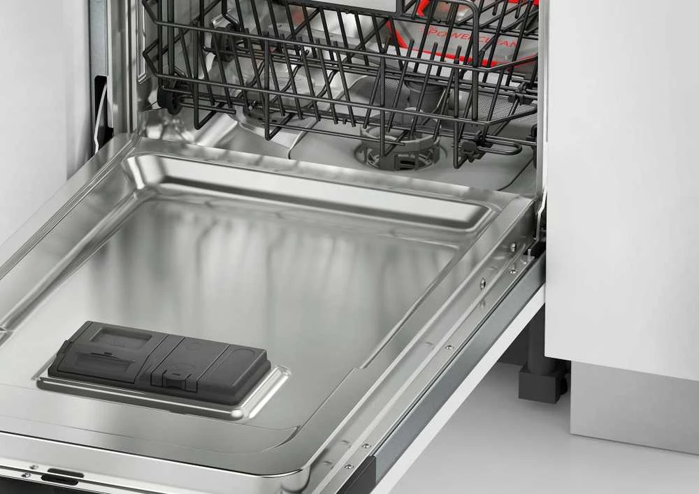 Įmontuojama indaplovė Whirlpool WSIC 3M27