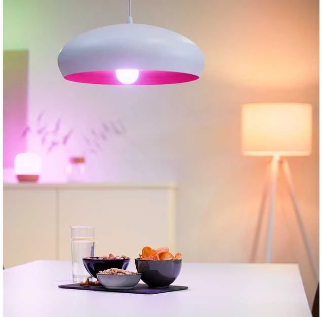 WiZ išmanioji lempa, E27, RGBW – visų spalvų ir atspalvių baltos šviesos, Wi-Fi, 806 lm, 2 pakuotės ir WiZ Remote