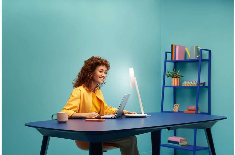 Stalinė lempa WiZ Smart WiFi Portrait | 2700-6500 K