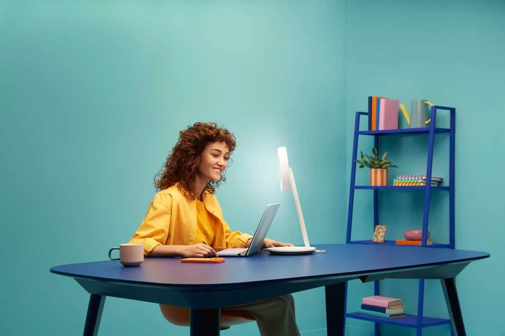 Stalinė lempa WiZ Smart WiFi Portrait | 2700-6500 K
