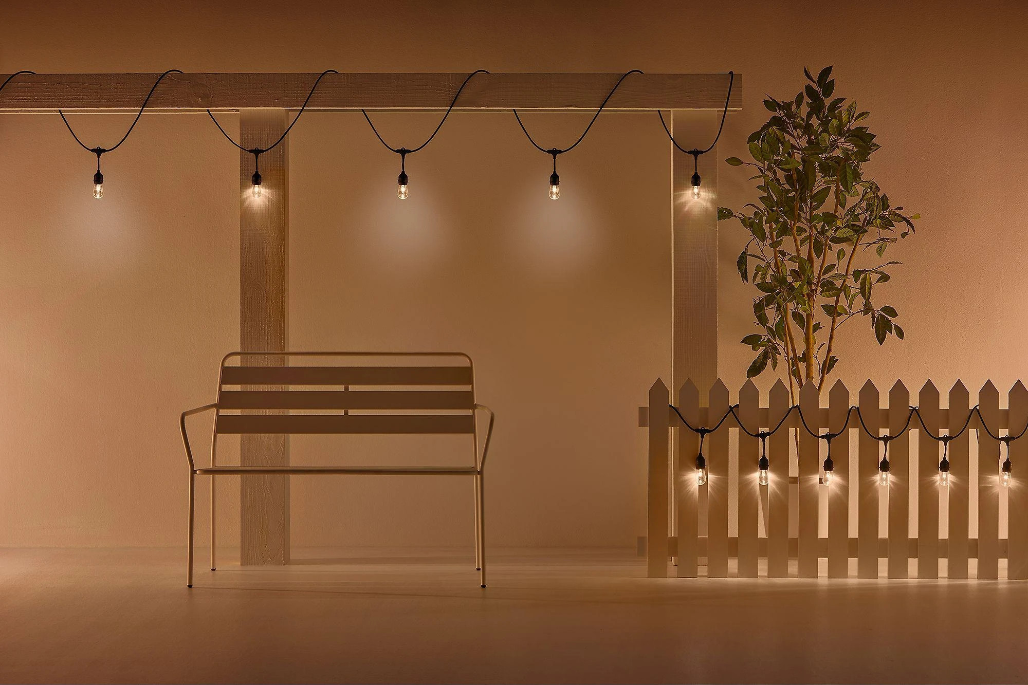 Signify/Philips WiZ – lauko šviesos styginiai EU Type C