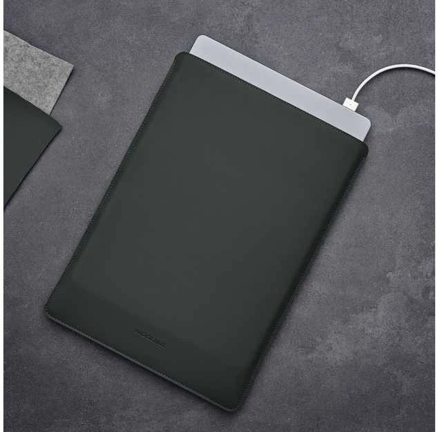 Woolnut Vilnos riešuto dengtas įmautės dėklas, skirtas 16 colių „MacBook Pro“, žalias