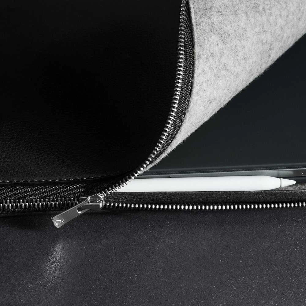 Woolnut Leather Folio apsauginis dėklas iPad Pro 13 ir Air, juodas