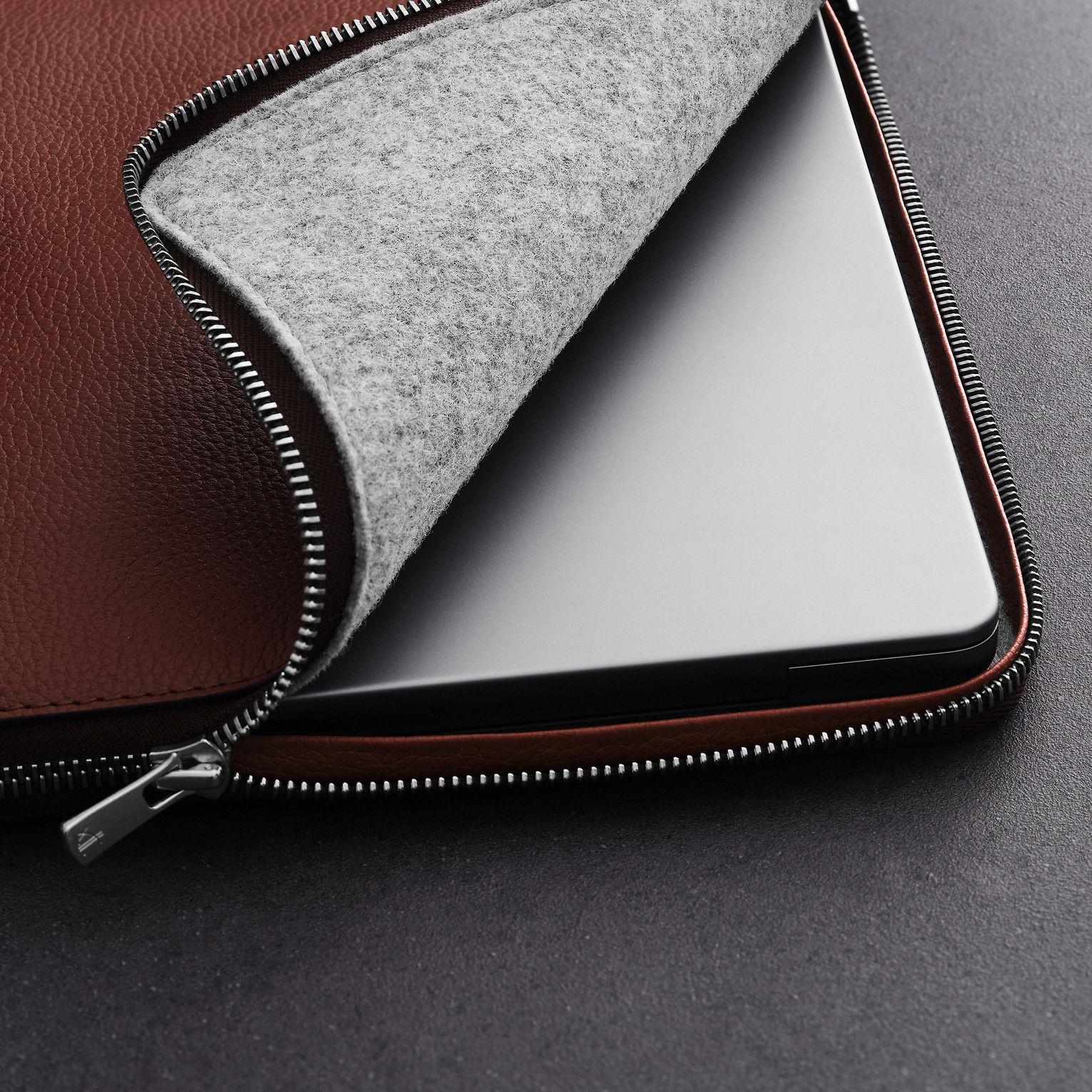 Woolnut Leather Folio -suojatasku 16 MacBook Pro, konjakki