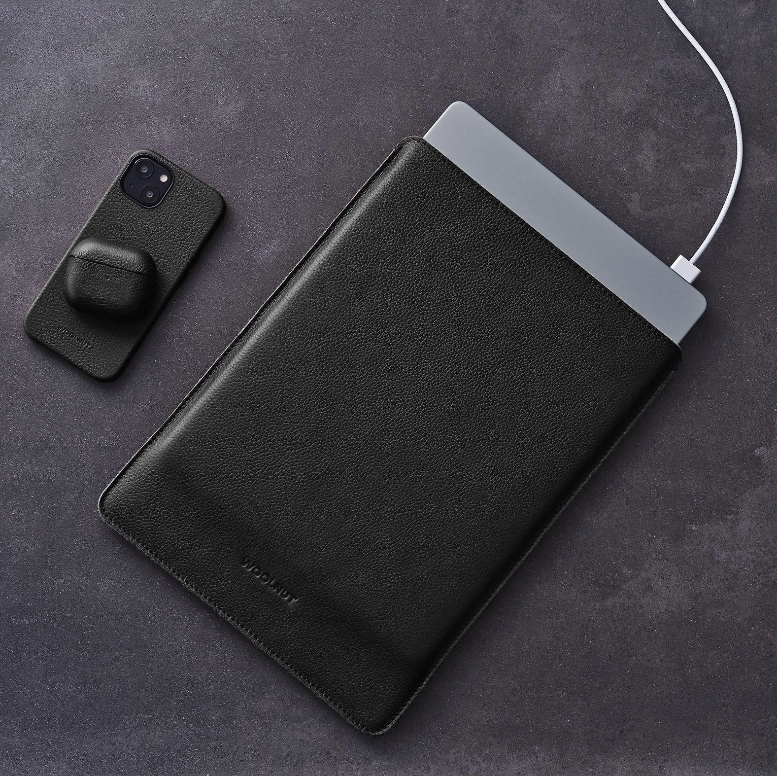 Woolnut DĖKLAS vilnonių RIEŠUTŲ odinė rankovė juoda | MacBook Pro 14 "