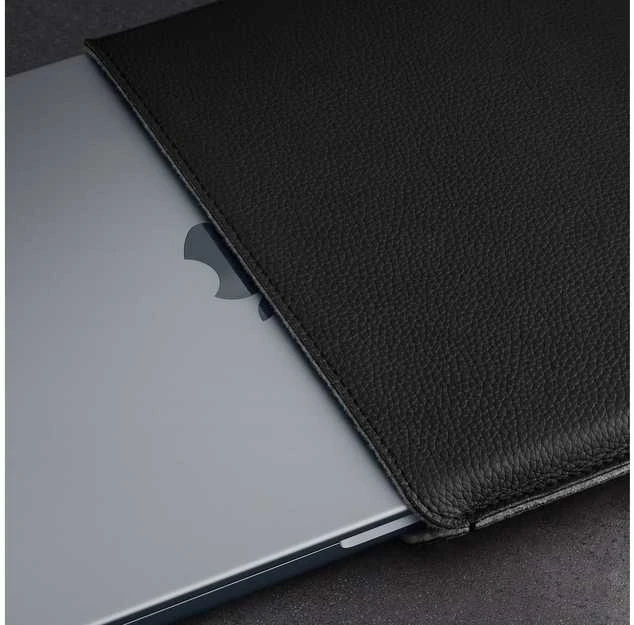 Woolnut Leather Sleeve -suojatasku 15 MacBook Air, musta