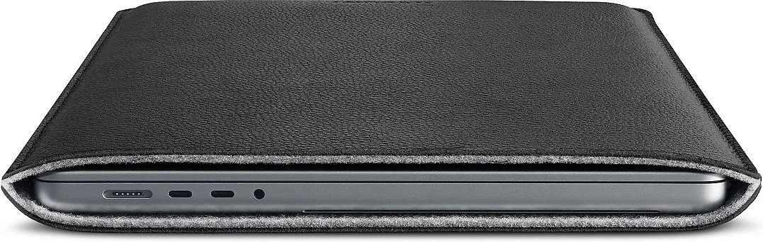Woolnut Leather Sleeve -suojatasku 16 MacBook Pro, musta
