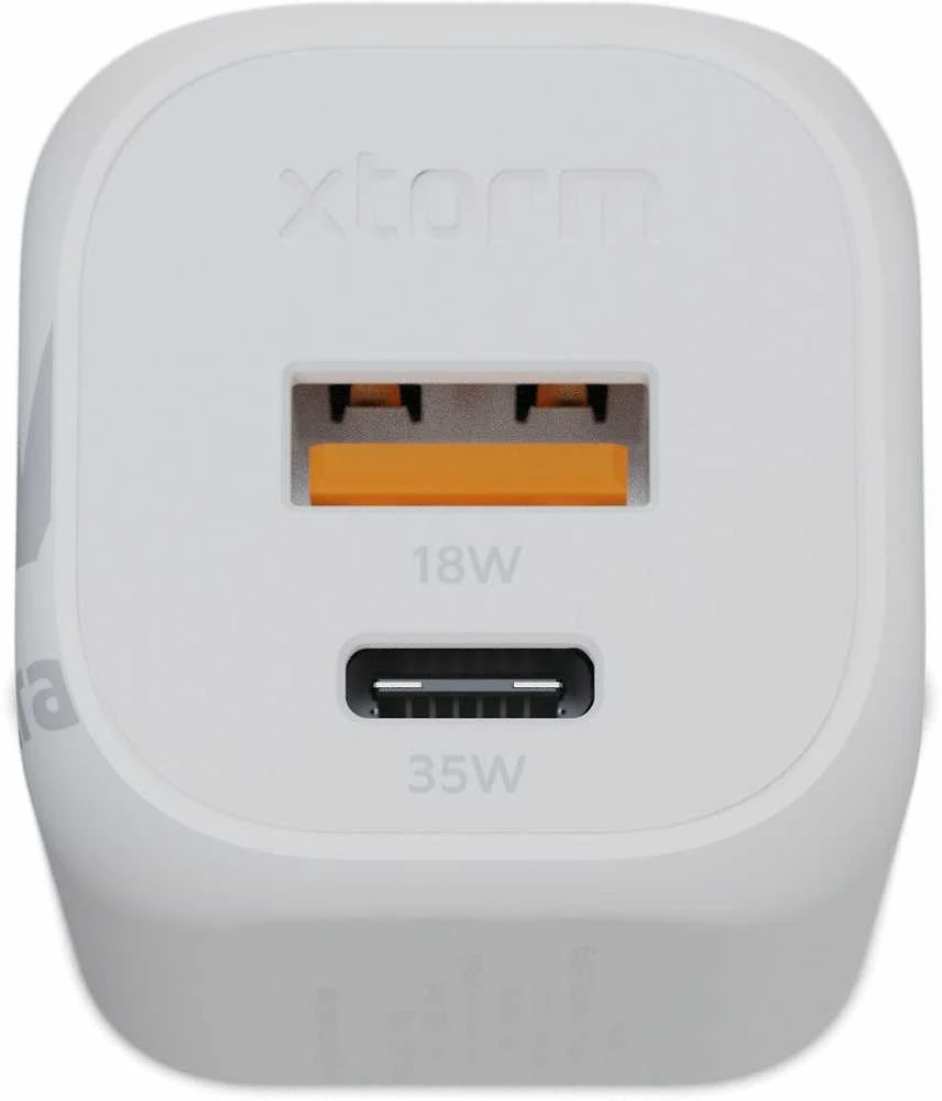 „Xtorm“ – 35 W „GaN2 Ultra“ namų įkroviklis, USB-C PD/USB-A, baltas