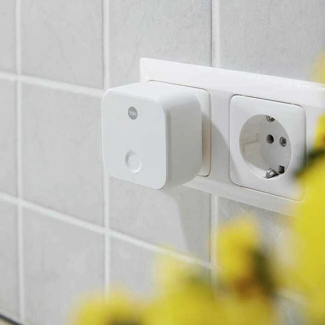 Belaidis Kartotuvas - Yale ConnectX 2.4GHz Bluetooth 5.0 Baltas