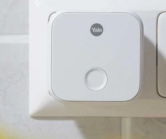 Belaidis Kartotuvas - Yale ConnectX 2.4GHz Bluetooth 5.0 Baltas