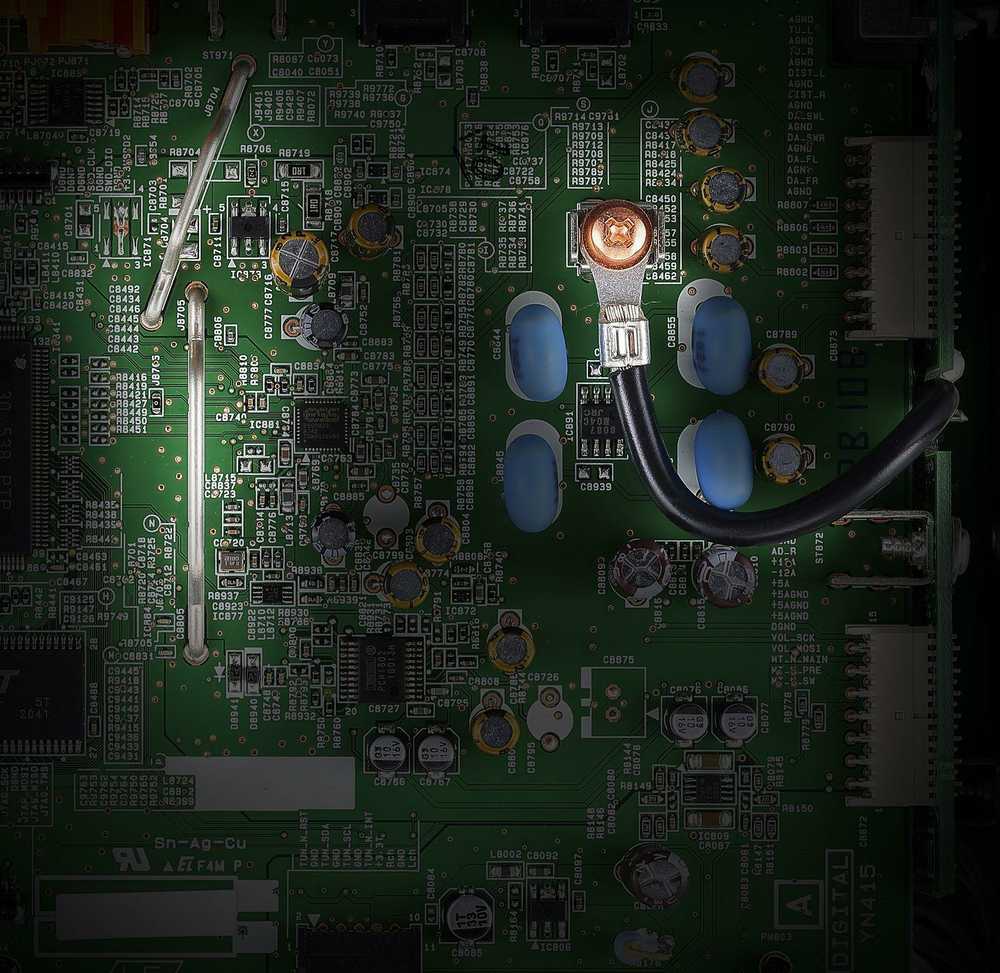 Yamaha R-N1000A tinklo stereo imtuvas
