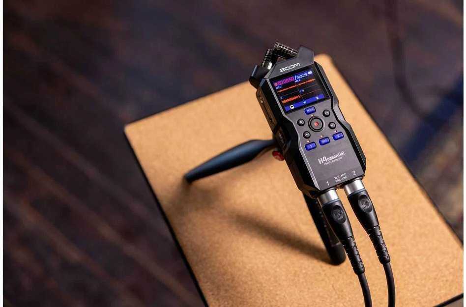 Zoom H4 Essential