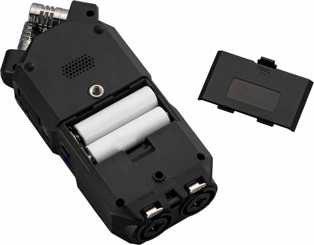 Zoom H4 Essential