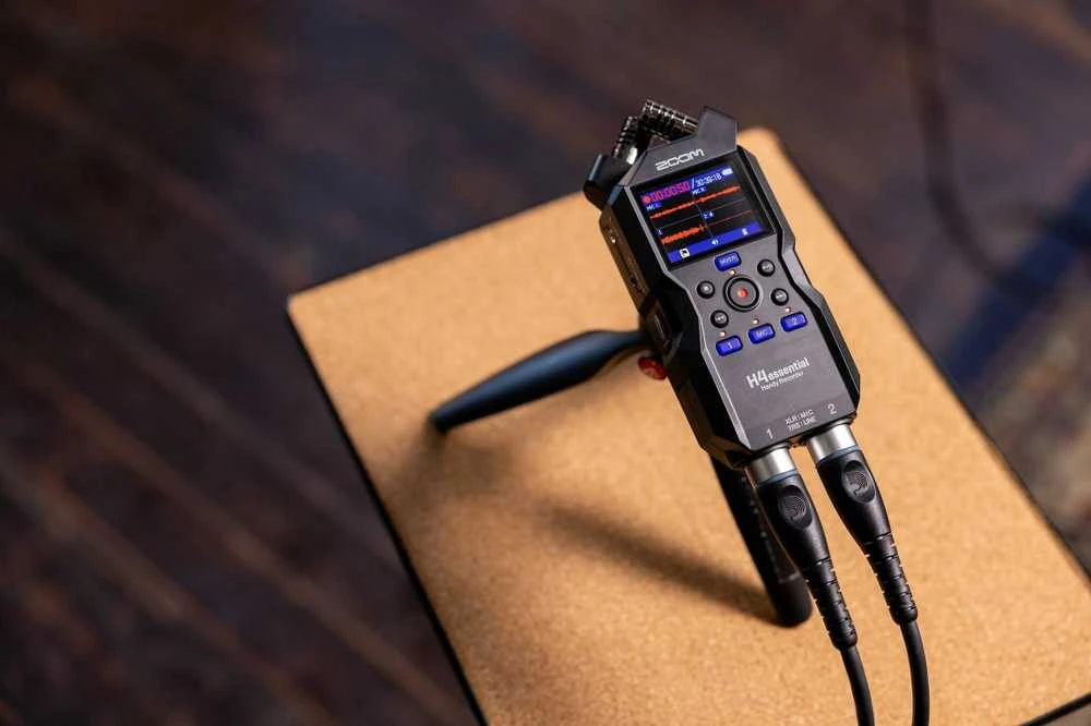 Zoom H4 Essential