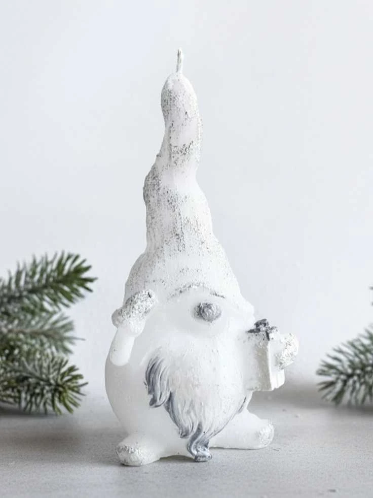 Mondex GNOME figūrėlė žvakė 8x15cm parafino balta