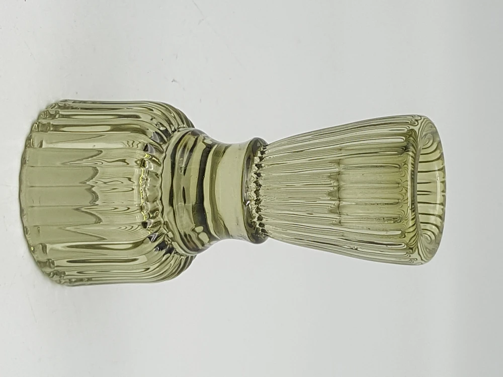 Mondex Nuo 1986R PATRICIA Žalias žvakidė 5,1x5,1x10,2 cm
