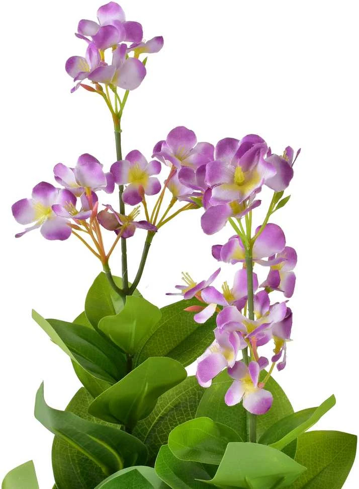 Violetinės dirbtinės gėlės iš arti
