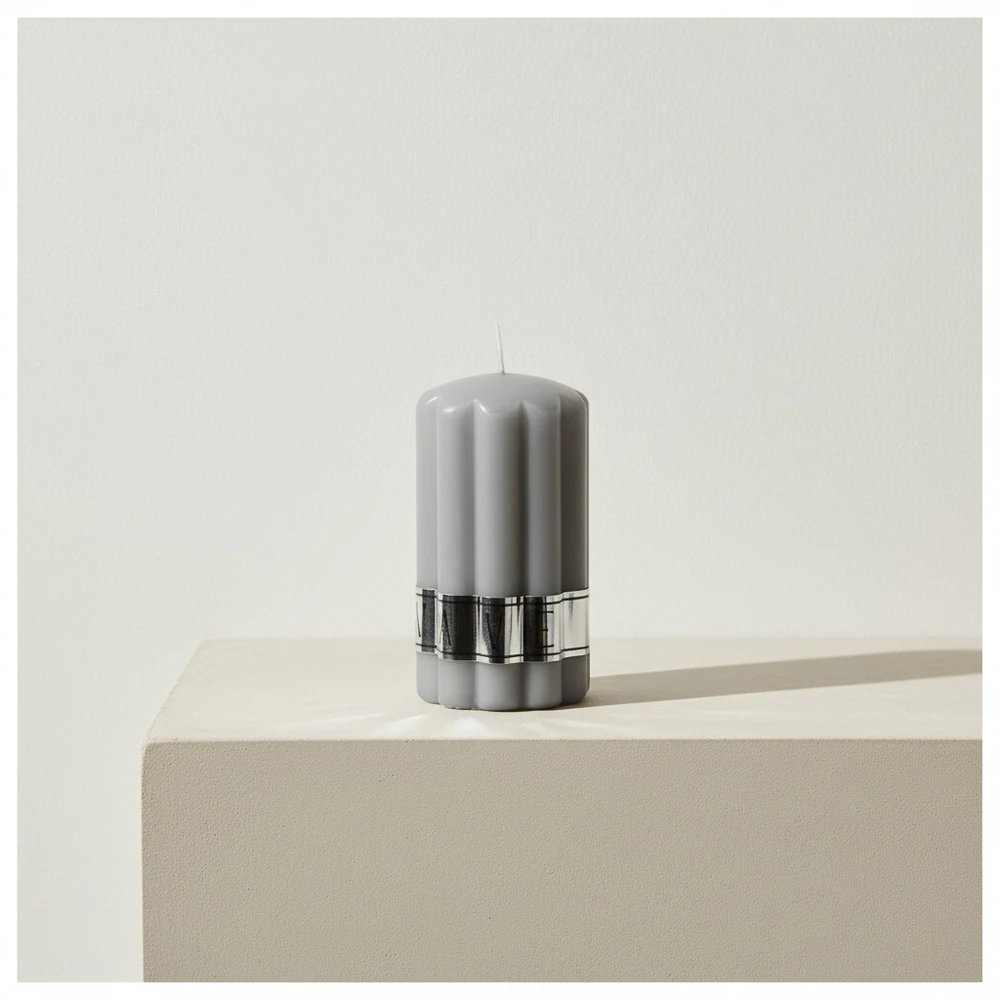 Mondex WAVE koloninė žvakė 7x9cm pilka
