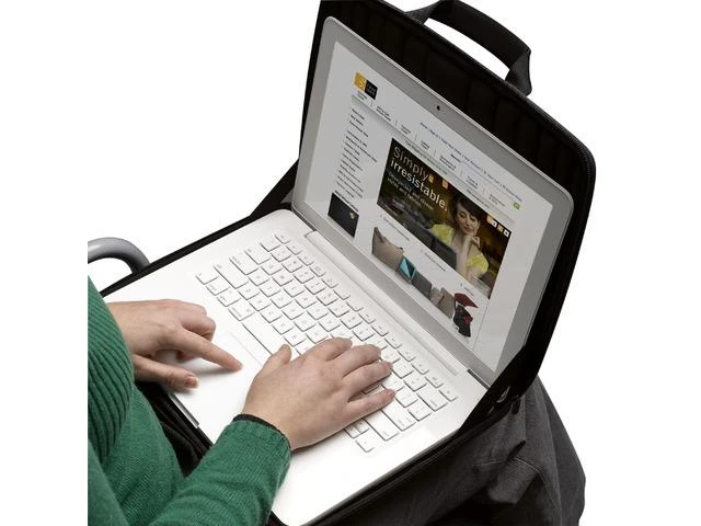 Nešiojamo kompiuterio dėklas Case Logic QNS-113 iki 13"/ EVA-Nylon/ For (32.5 x 2.0 x 25.0cm)/ Juodas