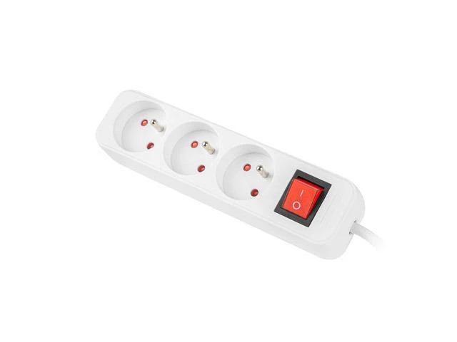 LANBERG PS1-03E-0150-W 1.5M Baltas LANTERGE CURVE 3X 230V PL WITH CIRCUIT BREAKER FULL COPPER