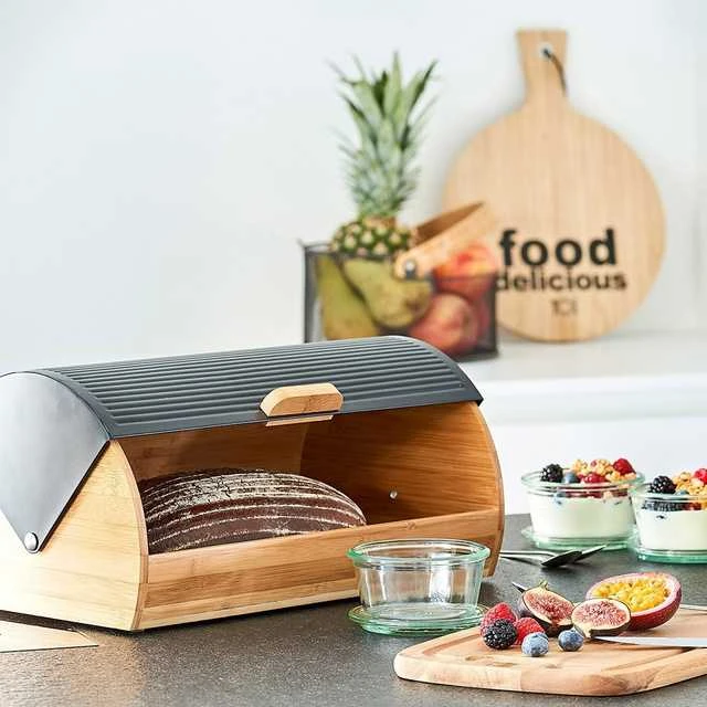 Zeller Bamboo Bambukinė duonos dėžė su juodu gofruotu dangteliu