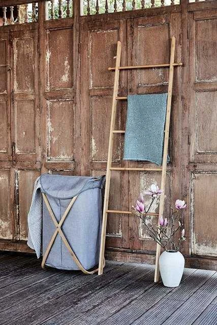 Wenko Bamboo Bambukinis skalbinių krepšelis, uždaras, talpa 79 litrai