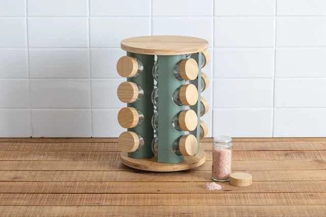 Bamboo Besisukanti prieskonių lentynėlė SENSIA 13 stiklainių su bambukiniais dangteliais