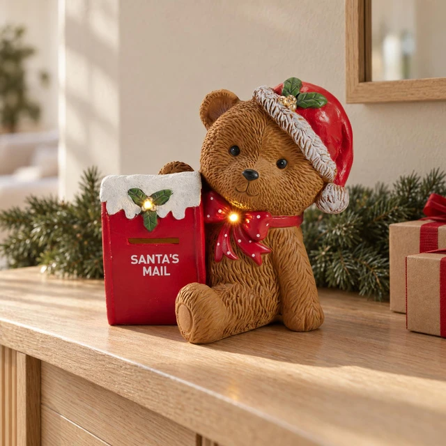 Home Styling Collection Bear figūrėlė su pašto dėžute, LED apšvietimas, 31 × 22.5 × 31 cm