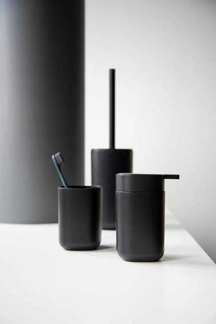 Wenko Davos 59330 juoda