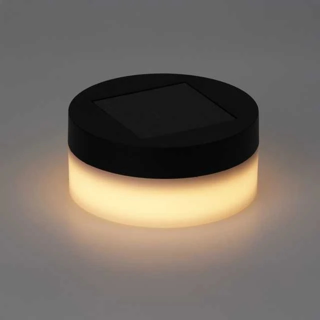 ProGarden Lamp Saulės sodo lempa įsmeigta į žemę.