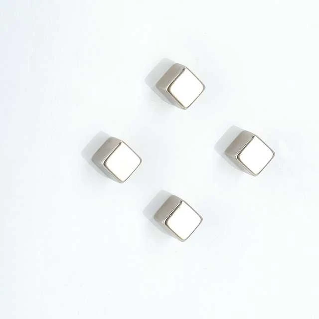 Zeller Zeller, Rinkinys 4 magnesów Cube