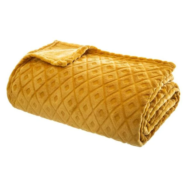 Geltonas 3D pledas su rombų tekstūra