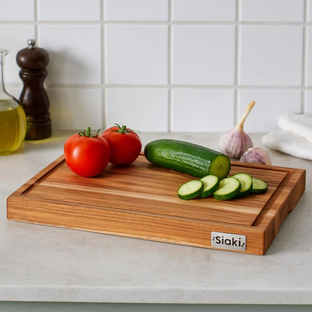 Mondex Teak wood cutting board with juice groove, 40 x 30 x 4 cm