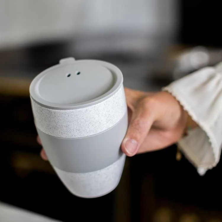 Koziol Terminis puodelis AROMA TO GO 2.0 ekologiškas žalias