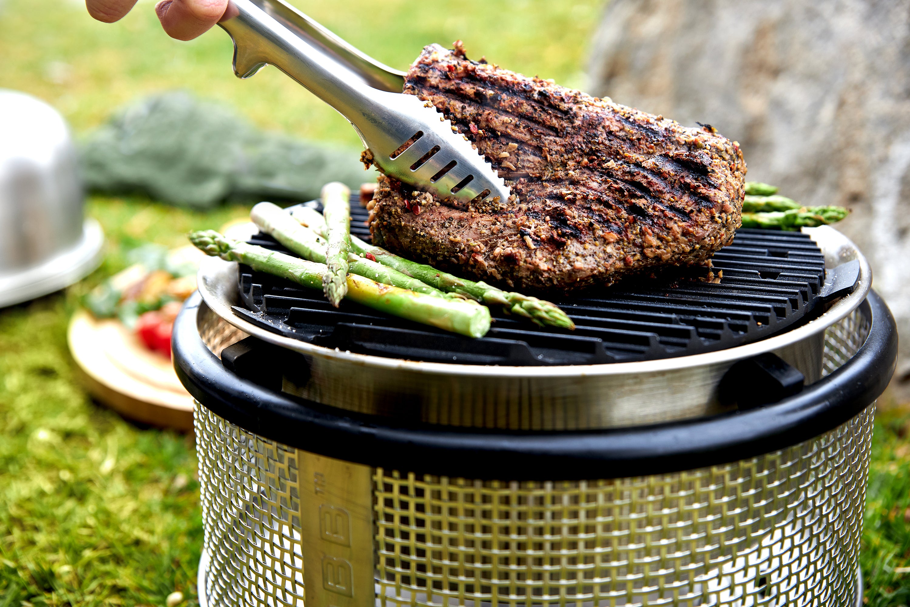 Kelioninis / pikniko grilis COBB Premier Air DELUXE, anglinis, Ø33 aprašymas - Prekės nuotrauka