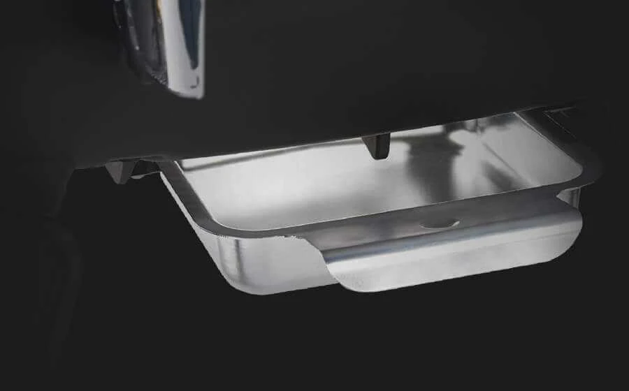 Nešiojamas dujinis grilis NAPOLEON PHANTOM TRAVELQ PRO 285X su sulankstomu vežimėliu