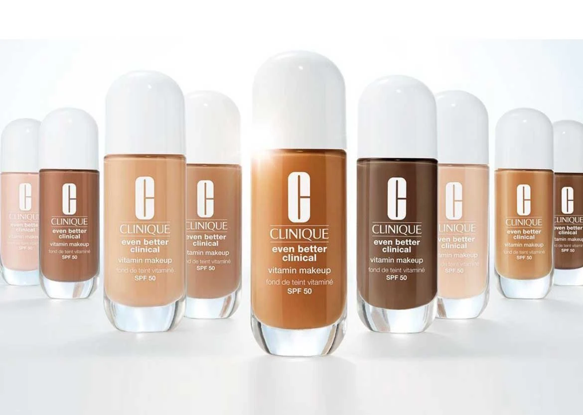 Skystas makiažo pagrindas Clinique Even Better Clinical Vitamin Makeup su SPF50, 30 ml | spalva: 2 - Light Medium Cool aprašymas - Prekės nuotrauka