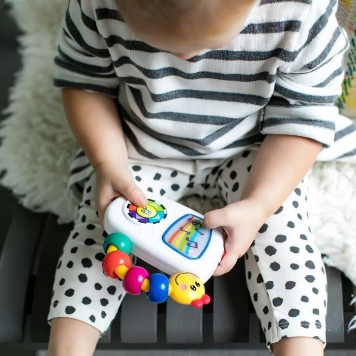 Baby Einstein Kūdikis Einšteinas - muzikinis žaislas, „Take Along Tunes™“ - (BE-30704)