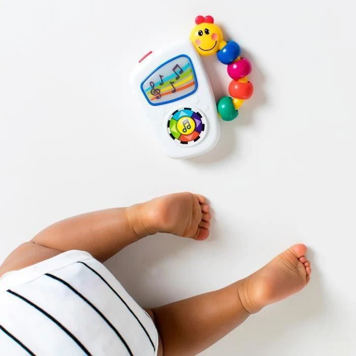 Baby Einstein Kūdikis Einšteinas - muzikinis žaislas, „Take Along Tunes™“ - (BE-30704)