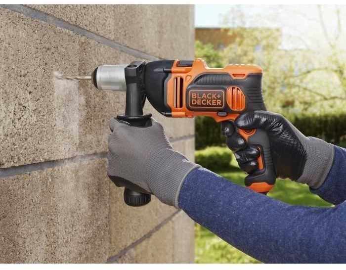 Black & Decker Juodas & Decker Smūginis gręžtuvas BEH850-QS 850W| Rechts-/Linkslauf 13mm SSBF