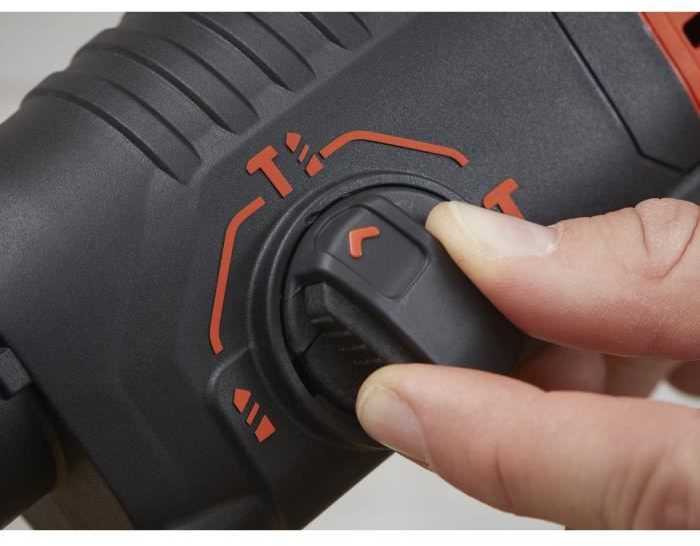 Black & Decker Perforatorius SDS+ smūginis gręžtuvas, 650 W, 1,4 J smūginis, 3 veikimo režimai, nešiojimo dėklas