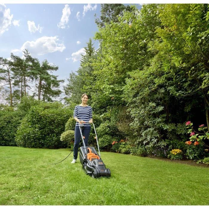Black & Decker Elektrinė vejapjovė „Juodas & Decker“ Juodas ir DECKER BEMW351-QS, 1000 W, 32 cm