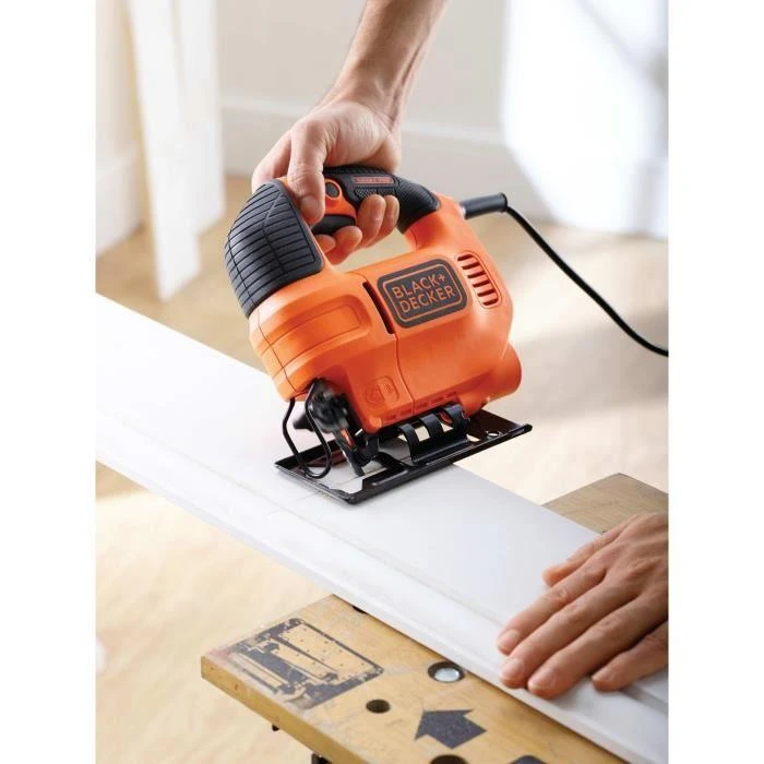 Black & Decker Juodas + DECKER 520W JIGAPJŪLAS KS701E